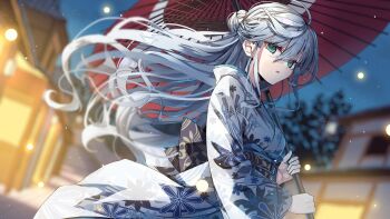 1girl blurry blurry_background flask_(pandora) green_eyes hair_bun highres house japanese_clothes kimono long_hair night original parasol solo town umbrella yukata