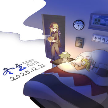 2girls alternate_costume alternate_headwear analog_clock bed black_pajamas black_pants black_shirt blonde_hair bow bowl clock closed_eyes closed_mouth commentary_request creeper dual_persona edsky0309 food hair_bow hat head_on_pillow highres holding holding_bowl lamp lily_black lily_white long_hair long_sleeves minecraft multiple_girls nightcap noodles on_bed open_mouth orange_shirt pajamas pants picture_frame pillow pointy_ears ramen red_bow shirt sleeping smile steam touhou translation_request under_covers very_long_hair white_hat yellow_eyes