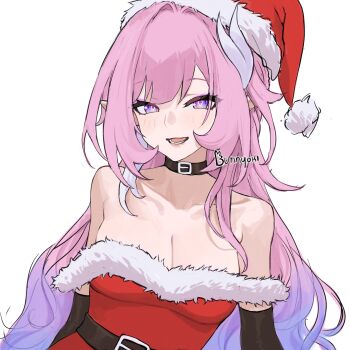 1girl alternate_costume artist_name bunnyoki commentary cyrene_(demiurge)_(honkai:_star_rail) cyrene_(honkai:_star_rail) diamond-shaped_pupils diamond_(shape) dress english_commentary fur-trimmed_dress fur-trimmed_headwear fur_trim gradient_hair hat highres honkai:_star_rail honkai_(series) multicolored_hair open_mouth pink_hair pointy_ears purple_eyes purple_pupils red_dress red_hat santa_costume santa_dress santa_hat simple_background smile solo symbol-shaped_pupils white_background