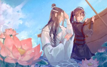 2boys :d ahoge amana_raika black_hair black_hanfu black_sash black_tunic blue_sash blue_sky blurry blurry_foreground boat brown_hair chinese_clothes closed_eyes cloud couple day depth_of_field flower grey_shirt hair_ribbon hand_on_own_head hand_up hanfu headband high_ponytail lan_wangji light_particles long_hair long_sleeves looking_at_another looking_back lotus lotus_leaf male_focus modao_zushi multiple_boys official_alternate_costume open_mouth outdoors partially_submerged pink_flower ponytail profile purple_eyes red_ribbon red_sash ribbon robe sash shirt sidelocks sky smile standing topknot tunic upper_body wading water watercraft wei_wuxian wei_wuxian_(yunmeng_clan) wet wet_hair white_hanfu white_headband wide_sleeves xiao_guan_(headdress) yaoi