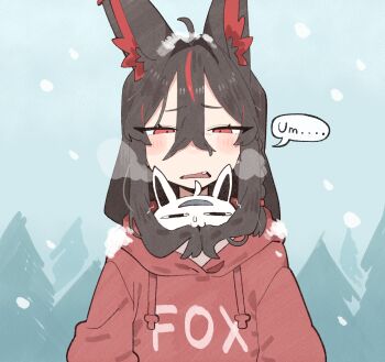 <o>_<o> 1girl :3 ahoge alternate_costume animal_ear_fluff animal_ears black_hair cocomayo29_(tomato) commentary fang fox_ears fox_girl hair_between_eyes highres hololive hood hoodie korean_commentary kurokami_fubuki long_hair looking_at_another looking_down miteiru_(shirakami_fubuki) multicolored_hair open_mouth outdoors red_eyes red_hair red_hoodie sky snowflakes tree virtual_youtuber winter