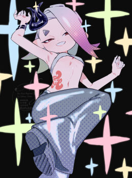 1girl arms_up black_background bracelet breasts eyeliner full_body grey_hair grin hair_over_one_eye halterneck jewelry looking_at_viewer makeup multicolored_hair navel nintendo pants purple_hair red_eyes shiver_(grand_festival)_(splatoon) shiver_(splatoon) shoes small_breasts smile solo sparkle splatoon_(series) splatoon_3 stomach_tattoo strapless tattoo tentacle_hair tube_top twisted_torso two-tone_hair underboob utfu333