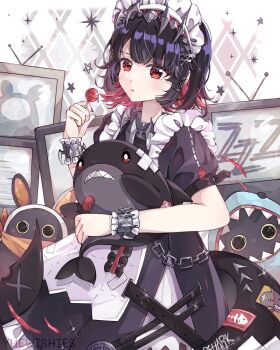 1girl apron black_dress black_hair candy colored_inner_hair dress ellen_joe fins fish_tail food frilled_apron frills hair_ornament highres holding holding_candy holding_food holding_lollipop holding_stuffed_toy lollipop looking_at_viewer maid_apron maid_headdress multicolored_hair parted_lips pink_hair red_eyes red_nails shark_girl shark_tail sharkboo_(zenless_zone_zero) short_hair short_sleeves solo stuffed_animal stuffed_shark stuffed_toy tail white_apron wrist_cuffs yuewishies zenless_zone_zero