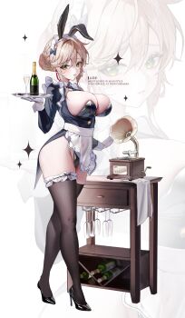 1girl absurdres ade_(agent_bunny)_(nikke) ade_(nikke) animal_ear_hairband animal_ears black_thighhighs blonde_hair bottle breasts cup drinking_glass fake_animal_ears full_body gloves goddess_of_victory:_nikke green_eyes hairband high_heels highres holding holding_tray large_breasts looking_at_viewer maid parted_lips phonograph playboy_bunny rabbit_ear_hairband rabbit_ears solo table thighhighs thighs tray uyuri_(89976220) white_gloves wine_bottle zoom_layer
