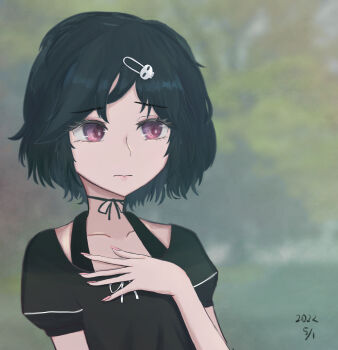 1boy absurdres black_hair black_shirt casual commentary_request hair_ornament hairclip highres lemoned_hl_5050 looking_at_viewer science_adventure shirt short_hair skull_hair_ornament solo steins;gate trap upper_body urushibara_luka