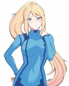 1girl blonde_hair blue_bodysuit blue_eyes bodysuit breasts collarbone commentary covered_navel darienraeart english_commentary long_hair looking_at_viewer metroid nintendo ponytail samus_aran sidelocks signature simple_background solo white_background zero_suit
