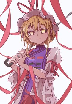 1girl blonde_hair closed_mouth commentary_request dress hair_between_eyes hat highres holding holding_umbrella long_sleeves looking_at_viewer mob_cap purple_tabard ryouryou sidelocks smile solo tabard touhou umbrella upper_body white_background white_dress yakumo_yukari yellow_eyes