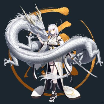 1girl 2024 absurdres bare_shoulders black_background black_sash black_socks bob_cut chinese_zodiac commentary_request dragon dragon_girl dragon_horns eastern_dragon eastern_dragon_horns full_body geta grey_hair highres holding holding_sword holding_weapon horns japanese_clothes katana kimono kneehighs obi off_shoulder original sash side_slit single_hair_streak sleeveless sleeveless_kimono socks solo sword tengu-geta traveler_(artbbt) two_side_up unsheathed weapon white_kimono year_of_the_dragon yellow_eyes