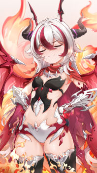 1girl absurdres armor bikini_armor black_thighhighs breasts chinese_commentary commentary_request coralie_6626_planck coralie_6626_planck_(behold!_fate-defying_dragon) dragon_girl dragon_horns dragon_tail fire highres honkai_(series) honkai_impact_3rd horns kaerbin long_hair midriff multicolored_hair red_hair small_breasts smug solo streaked_hair tail thighhighs thighs two-tone_hair very_long_hair white_hair