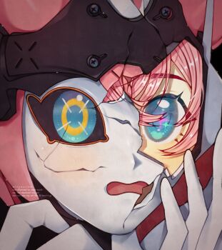 1girl blue_eyes broken_mask close-up commentary crack cracked_kawaii_mask cracked_mask green_eyes hands_up highres mask masked mechanical_ears mismatched_eyes open_mouth pink_hair portrait revealing_layer robot_girl solo sparkling_eyes split_theme winuriam yutane_johiel zenless_zone_zero