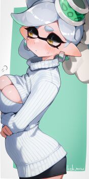 1girl alternate_costume arms_under_breasts blush breasts cleavage cleavage_cutout closed_mouth clothing_cutout commentary_request cross-shaped_pupils earrings green_hat grey_hair hat highres hizake_mozu inkling jewelry long_sleeves marie_(splatoon) medium_breasts mole mole_under_eye nintendo open-chest_sweater pointy_ears solo splatoon_(series) splatoon_1 sweatdrop sweater symbol-shaped_pupils tentacle_hair thick_eyebrows twitter_username white_sweater yellow_eyes