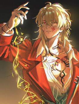 1boy absurdres arm_up bespectacled blonde_hair blood blood_on_face chinese_commentary closed_mouth collarbone commentary_request glasses hair_between_eyes highres jacket long_hair long_sleeves looking_at_viewer luuk_herssen_(wuthering_waves) male_focus minglu_(gululu) red_eyes red_jacket solo upper_body wuthering_waves