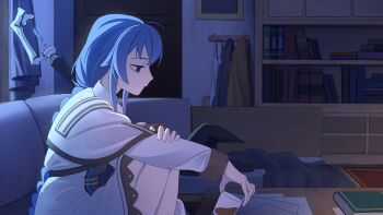 1girl book bookshelf couch cup depressed dim_lighting hat highres holding holding_cup indoors mage_staff momogicimori mushoku_tensei on_counter roxy_migurdia solo staff table witch_hat