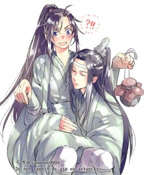 !? 2boys ahoge alcohol alternate_costume aqua_hanfu black_hair blue_eyes blush carrying chinese_clothes closed_eyes closed_mouth commentary_request couple fang hanfu headband high_ponytail holding holding_jug hug jug_(bottle) lan_wangji liquor long_hair long_sleeves looking_at_another male_focus modao_zushi multiple_boys open_mouth pants ponytail princess_carry ribbon robe sidelocks simple_background sitting sunmoon9994 surprised sweatdrop twitter_username very_long_hair watermark wei_wuxian white_background white_headband white_pants white_ribbon wide_sleeves xiao_guan_(headdress) yaoi