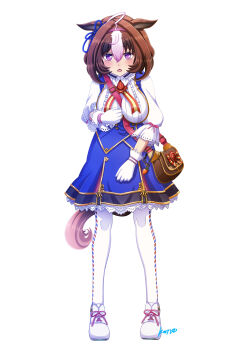 1girl @_@ absurdres ahoge animal_ears bag between_breasts blue_dress blush bow breasts brown_hair commentary_request double-parted_bangs dress ear_ribbon full_body gloves hair_between_eyes hairband headband highres horse_ears horse_girl horse_tail konsu_(konsu1182da) large_breasts long_sleeves looking_at_viewer meisho_doto_(turbulent_blue)_(umamusume) meisho_doto_(umamusume) multicolored_hair open_mouth pantyhose pink_hairband pink_headband purple_eyes shirt shoes short_hair shoulder_bag simple_background solo strap_between_breasts tail two-tone_hair umamusume white_background white_gloves white_hair white_pantyhose white_shirt