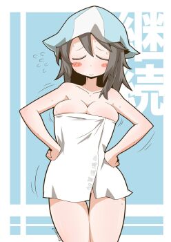 1girl bare_shoulders blue_background blue_hat blush_stickers breasts brown_hair cleavage closed_mouth commentary cowboy_shot facing_viewer flying_sweatdrops girls_und_panzer hands_on_own_hips hat long_hair medium_breasts mika_(girls_und_panzer) motion_lines naked_towel smile solo standing sweatdrop thigh_gap towel translated tulip_hat twitter_username zannen_na_hito