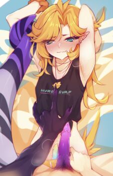 2futa animal_penis armpits arms_up bare_arms bird_tail black_tank_top blonde_hair blush clothes_writing commentary dokibird dokibird_(summer) ear_piercing eyes_visible_through_hair female_pubic_hair fingernails futa_with_futa futanari futanari_pov green_eyes highres indie_virtual_youtuber jewelry long_hair midriff multiple_futa navel nijisanji nijisanji_en official_alternate_costume pendant penis penis_size_difference piercing pointy_ears pov pubic_hair purple_penis ricegnat scrunchie selen_tatsuki sharp_fingernails shirt small_penis straddling sweat tail tail_wrap tank_top tied_shirt upper_body virtual_youtuber wrist_scrunchie