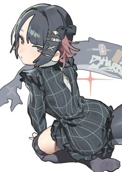 all_fours azalaxy back_zipper black_bow black_hair black_socks bow dress ellen_joe fins fish_tail hair_bow headband kneehighs looking_at_viewer multicolored_hair pleated_dress red_eyes red_hair scar scar_on_tail shark_girl shark_tail short_hair socks solo tail two-tone_hair white_background zenless_zone_zero