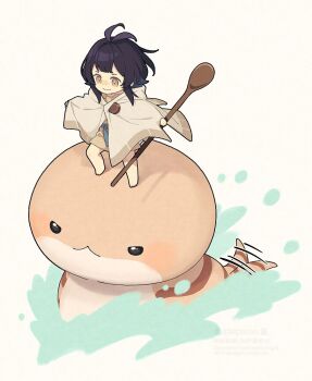 1boy black_eyes black_hair cloak commentary_request fate/grand_order fate_(series) holding holding_polearm holding_weapon hood hooded_cloak official_artist_extra polearm saipaco shirt spoon sukunabikona_(fate) warashi_(fate) watermark weapon yellow_eyes