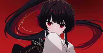 1girl black_hair blunt_bangs closed_mouth earrings empty_eyes expressionless floating_hair gradient_background hashtag-only_commentary highres japanese_clothes jewelry kimono long_hair long_sleeves looking_at_viewer mahou_shoujo_no_inshuu_mura mahou_shoujo_no_majo_saiban nikaido_hiro official_alternate_costume official_alternate_hairstyle ponytail red_background red_eyes sidelocks simple_background solo upper_body yoromimi_yu
