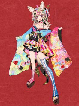 1girl ahoge alto_seneka animal_ear_fluff animal_ears asymmetrical_legwear bare_shoulders blonde_hair breasts extra_ears fox_ears fox_girl fox_tail hair_ornament highres hololive japanese_clothes long_hair looking_at_viewer mark_under_eye medium_breasts multicolored_hair nail_polish omaru_polka open_mouth pink_hair platform_clogs purple_eyes red_background solo tail toenail_polish toenails virtual_youtuber wide_sleeves