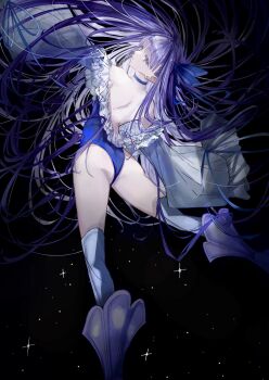 1girl arm_up backless_swimsuit bare_back bare_shoulders black_background blue_bow blue_choker blue_eyes blue_one-piece_swimsuit bow choker commentary fate/grand_order fate_(series) frilled_one-piece_swimsuit frills from_behind full_body hair_bow head_tilt highleg highleg_one-piece_swimsuit highres kanita_akashi long_hair long_sleeves looking_at_viewer looking_back median_furrow meltryllis meltryllis_(fate) meltryllis_(swimsuit_lancer)_(fate) meltryllis_(swimsuit_lancer)_(second_ascension)_(fate) off-shoulder_one-piece_swimsuit off_shoulder one-piece_swimsuit outstretched_arms parted_lips prosthesis prosthetic_leg purple_hair simple_background sleeves_past_fingers sleeves_past_wrists solo standing standing_on_one_leg swimsuit white_sleeves wide_sleeves