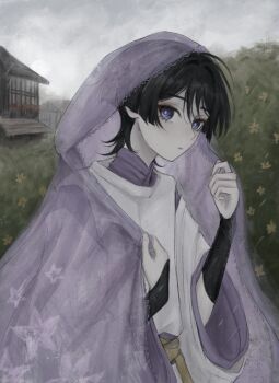 1boy architecture armor black_hair blunt_ends blush building bush clothing_cutout east_asian_architecture eyelashes eyeliner eyeshadow flower genshin_impact hands_up highres japanese_armor japanese_clothes kariginu kimono kote kurokote layered_sleeves looking_at_viewer makeup male_focus mandarin_collar outdoors overcast parted_lips purple_eyes purple_kimono purple_sleeves purple_veil rain red_eyeliner red_eyeshadow sash scaramouche_(genshin_impact) scaramouche_(kabukimono)_(genshin_impact) see-through_clothes see-through_veil shoulder_cutout sky solo swept_bangs three-quarter_sleeves upper_body veil white_sleeves wide_sleeves wispy_bangs yellow_flower yellow_sash yoruli_e