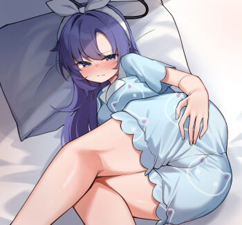 absurdres animal_print black_halo blue_archive blue_pajamas blush cat_print halo highres long_hair looking_at_viewer mechanical_halo official_alternate_costume pajamas purple_eyes purple_hair sleepwear yuuka_(blue_archive) yuuka_(pajamas)_(blue_archive) ziro_(zirorong)