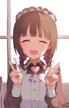 1girl amami_haruka blunt_bangs brooch brown_hair closed_eyes double_v facing_viewer hands_up heart heart_brooch highres idolmaster idolmaster_(classic) jewelry long_sleeves low_twintails maid maid_headdress myeolchi open_mouth short_hair short_twintails smile solo twintails upper_body v
