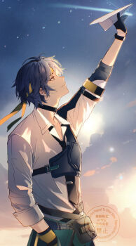 1boy antenna_hair arm_up asaba_harumasa asymmetrical_gloves black_choker black_gloves black_hair black_necktie choker closed_mouth clothes_around_waist collarbone commentary_request falling_star from_side gloves half_gloves headband highres holding holding_paper_airplane light_smile looking_up male_focus mismatched_gloves necktie outdoors paper_airplane parted_bangs pendant_choker shirt short_hair single_half_glove sky solo star_(sky) starry_sky tanuki_nishi upper_body white_shirt yellow_eyes yellow_headband zenless_zone_zero