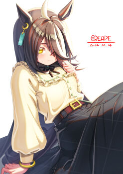 1girl ahoge animal_ears belt belt_buckle black_hair black_ribbon black_skirt blush bracelet brown_belt buckle closed_mouth commentary_request creape ear_tag earrings frilled_shirt frills hair_between_eyes highres horse_ears horse_girl horse_tail jewelry long_bangs long_hair long_hair_between_eyes long_sleeves looking_at_viewer manhattan_cafe_(casual)_(umamusume) manhattan_cafe_(umamusume) multicolored_hair neck_ribbon ribbon shirt shirt_tucked_in single_earring skirt smile solo tail umamusume white_hair yellow_eyes yellow_shirt