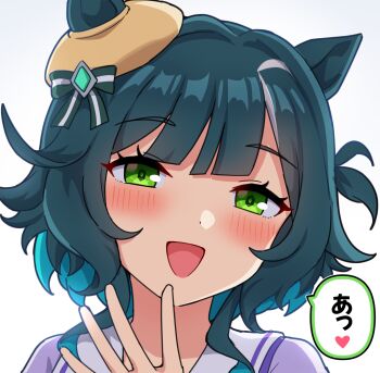 1girl animal_ears asymmetrical_bangs blunt_bangs bow commentary commentary_request ears_through_headwear gem green_bow green_eyes green_gem green_hair hair_intakes head_tilt hexagon-shaped_pupils highres horse_ears horse_girl kiseki_(umamusume) looking_at_viewer medium_hair multicolored_hair sailor_collar school_uniform solo summer summer_uniform symbol-shaped_pupils takiki tracen_school_uniform umamusume white_sailor_collar white_streaks yellow_beret