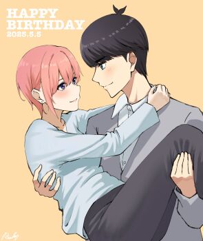 1boy 1girl black_hair black_skirt blue_eyes blue_sweater blush cardigan carrying closed_mouth dated earrings go-toubun_no_hanayome grey_cardigan happy_birthday hetero highres jewelry long_skirt long_sleeves looking_at_another nakano_ichika pencil_skirt pink_hair princess_carry profile ricky_(haye4843) short_hair simple_background skirt sweater uesugi_fuutarou yellow_background