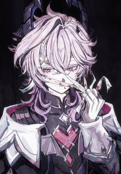 1boy absurdres bandages black_horns blood blood_on_face bloody_bandages closed_mouth colored_eyelashes commentary_request crossed_bangs diamond_(shape) dragon_boy dragon_horns gem genshin_impact gloves hair_between_eyes highres horns koumimi long_sleeves male_focus mini_durin_(genshin_impact) mini_durin_(human)_(genshin_impact) purple_eyes purple_hair shirt solo thick_eyelashes upper_body white_gloves