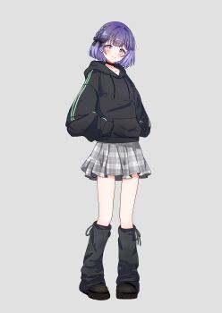 1girl absurdres black_boots black_bow black_choker black_hoodie black_socks boots bow choker collarbone commentary_request full_body gakuen_idolmaster grey_background grey_skirt hair_bow hands_in_pockets hataya_misuzu highres hood hood_down hoodie idolmaster looking_at_viewer loose_socks plaid_clothes plaid_skirt purple_eyes purple_hair shinouzip short_hair simple_background skirt socks solo standing