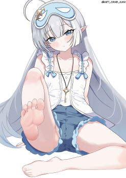 1girl absurdres ahoge art_crab ass bare_legs barefoot collarbone commentary_request denim denim_shorts eye_mask female_tyrant_(pajamas)_(stella_sora) female_tyrant_(stella_sora) full_body grey_eyes grey_hair groin hair_between_eyes head_tilt highres jewelry key long_hair looking_at_viewer mask necklace official_alternate_costume pendant_choker pointy_ears short_shorts shorts sidelocks simple_background sitting soles solo stella_sora toenails toes tyrant_(stella_sora) white_background