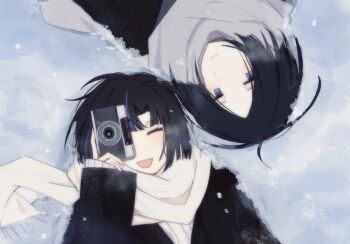 1boy 1girl :d ^_^ araya_(project_moon) black_hair blue_eyes camera closed_eyes highres holding holding_camera light_blush limbus_company lying miyaaawa multicolored_hair on_back on_ground open_mouth project_moon ren_(project_moon) rotational_symmetry scarf short_hair smile snow snowing streaked_hair white_scarf