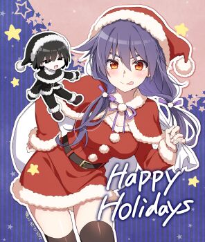 1boy 1girl :p absurdres black_eyes black_hair black_santa_costume black_thighhighs blush bob_cut bow bowtie brown_eyes capelet chibi cleavage_cutout clothing_cutout full_body fur-trimmed_capelet fur_trim hair_tie hand_on_own_hip hat highres holding holding_sack kanbaru_suruga manimani_(mani_ma) monogatari_(series) oshino_ougi pom_pom_(clothes) purple_bow purple_bowtie purple_hair purple_ribbon ribbon sack santa_costume santa_hat star_(symbol) star_symbol_background striped_background thick_eyebrows thighhighs thighs tongue tongue_out