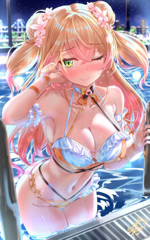 1girl ;) absurdres alternate_costume armband armpits ayakase_hotaru bikini blonde_hair blush bow bowtie breasts cleavage climbing_ladder closed_mouth collarbone commentary_request crossed_bangs double_bun flower frilled_armband frilled_bikini frills gradient_hair green_eyes hair_bun hair_flower hair_ornament highres holding hololive indoors large_breasts long_hair momosuzu_nene multicolored_bikini multicolored_hair navel night one_eye_closed orange_bikini orange_bow orange_bowtie pink_flower pink_hair pool pool_ladder signature smile solo stomach swimsuit thigh_gap tucking_hair two-tone_bikini two_side_up virtual_youtuber wading wet white_armband white_bikini