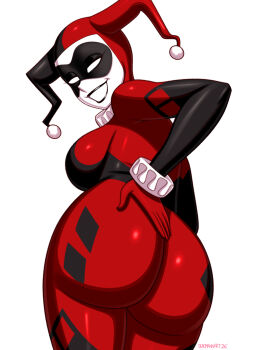 1girl ass batman:_the_animated_series batman_(series) black_bodysuit bodysuit breasts commentary dc_comics deadmann_artworks domino_mask english_commentary eye_mask full_body gloves harley_quinn harley_quinn_(classic) hat highres holding jester_cap large_breasts looking_at_viewer mask medium_breasts multicolored_bodysuit red_bodysuit simple_background smile solo