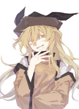 1girl black_hat blonde_hair chinese_commentary commentary_request hair_between_eyes hand_up hat highres long_hair long_sleeves looking_at_viewer matara_okina orange_tabard parted_lips simple_background smile solo tabard touhou upper_body white_background wide_sleeves y_h yellow_eyes
