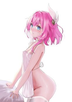 1girl absurdres apron ass blue_eyes breasts chinese_commentary commentary_request cyrene_(honkai:_star_rail) hair_ornament highres honkai:_star_rail honkai_(series) hunzhu_30227 multicolored_hair naked_apron pink_hair pink_pupils short_hair simple_background small_breasts smile solo thighhighs two-tone_hair white_apron white_background white_thighhighs