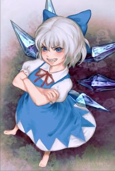 &gt;:) 1girl artist_name barefoot blue_bow blue_dress blue_eyes bow cirno commentary_request crossed_arms dress envenomist_(gengoroumaru) grey_hair hair_bow highres ice ice_wings neck_ribbon one-hour_drawing_challenge parted_lips puffy_short_sleeves puffy_sleeves red_ribbon ribbon shirt short_sleeves smile solo teeth touhou twitter_username v-shaped_eyebrows white_shirt wings