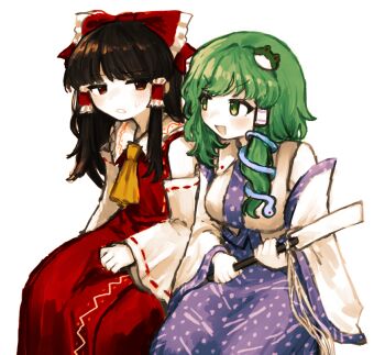 2girls bare_shoulders bow brown_hair green_hair hakurei_reimu japanese_clothes kochiya_sanae miko multiple_girls natucurage sitting smile sweatdrop touhou