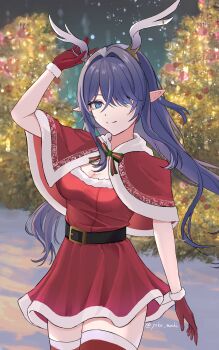 1girl absurdres alternate_costume antlers arm_up belt black_belt blue_eyes breasts capelet christmas christmas_tree cleavage closed_mouth commentary_request dress ear_piercing fur-trimmed_capelet fur-trimmed_gloves fur_trim genshin_impact gloves hair_between_eyes hair_over_one_eye highres horns lauma_(genshin_impact) looking_at_viewer piercing pointy_ears purple_hair red_capelet red_dress red_gloves reindeer_antlers santa_costume santa_dress smile solo yoke_(yoke_mochi)
