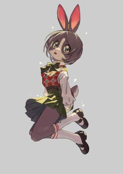 1girl animal_nose black_shoes bob_cut body_fur bow bowtie collared_shirt female_focus from_side full_body furry furry_female green_bow green_bowtie green_eyes green_skirt grey_background grey_fur grey_hair high-waist_skirt highres jumping kneehighs legs long_sleeves looking_at_viewer magiace miniskirt multicolored_vest open_mouth original parted_bangs plaid_clothes plaid_vest pleated_skirt rabbit_ears rabbit_girl rabbit_tail school_uniform shengdan_(magiace) shirt shirt_tucked_in shoes short_hair short_tail sidelocks simple_background skirt socks solo tail teeth thighs two-tone_fur vest white_fur white_shirt white_socks