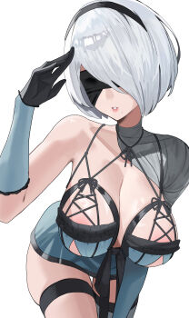 1girl 2b_(nier:automata) absurdres areola_slip bandaged_neck bandages blindfold blue_negligee breasts cleavage clothing_cutout collarbone commentary_request cosplay covered_eyes gloves hand_up highres kaine_(nier) kaine_(nier)_(cosplay) large_breasts lingerie mole mole_under_mouth negligee nier nier:automata nier_(series) short_hair single_bare_shoulder single_thighhigh solo thigh_strap thighhighs thighs underboob_cutout underwear white_hair yano_(user_ejth4288)