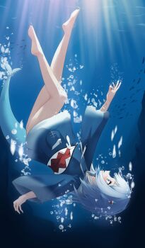 1girl absurdres bare_legs blue_eyes blue_hoodie bubble fins fish fish_tail gawr_gura gawr_gura_(1st_costume) hair_ornament highres hololive hololive_english hood hood_down hoodie ilie_ilie shark_print shark_tail short_hair solo tail underwater virtual_youtuber white_hair