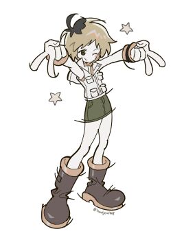 Rule 34 | 1girl, black roots, blonde hair, blush stickers, boots, brown boots, double v, full body, green skirt, haejeo1008, heather mason, highres, hood, hood down, hooded vest, hoodie, miniskirt, one eye closed, short hair, silent hill (series), silent hill 3, single blush sticker, skirt, sleeveless, sleeveless turtleneck, smile, solo, turtleneck, v, veil, vest, white background, white veil, wristband