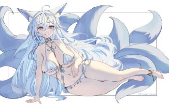 1girl absurdres animal_ear_fluff animal_ears azur_lane bikini blue_eyes breasts collarbone commentary english_commentary fox_ears fox_girl fox_tail highres kitsune large_breasts large_tail looking_at_viewer multiple_tails navel official_alternate_costume shinano_(azur_lane) shinano_(dreamy_white_sands)_(azur_lane) smile solo swimsuit tail thighs thowfi_25 twitter_username white_background white_bikini white_tail